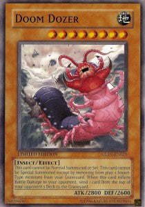 Doom Dozer - Gold Series 1 (Common) [GLD1-025]