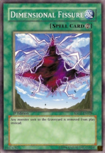 Dimensional Fissure⁣ - Structure Deck: The Dark Emperor⁣ (Common)⁣ [028]