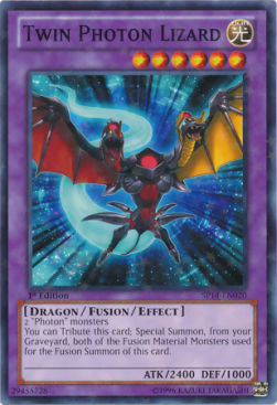 Twin Photon Lizard (V.2 - Starfoil Rare)⁣ - Star Pack 2014⁣ (Starfoil Rare)⁣ [020]