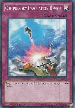 Compulsory Evacuation Device⁣ - Structure Deck: HERO Strike⁣ (Common)⁣ [039]
