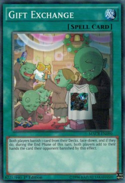 Gift Exchange⁣ - Maximum Crisis⁣ (Common)⁣ [090]