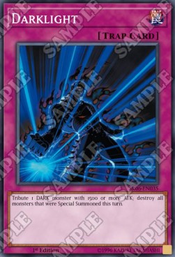 Darklight⁣ - Structure Deck: Lair of Darkness⁣ (Common)⁣ [035]